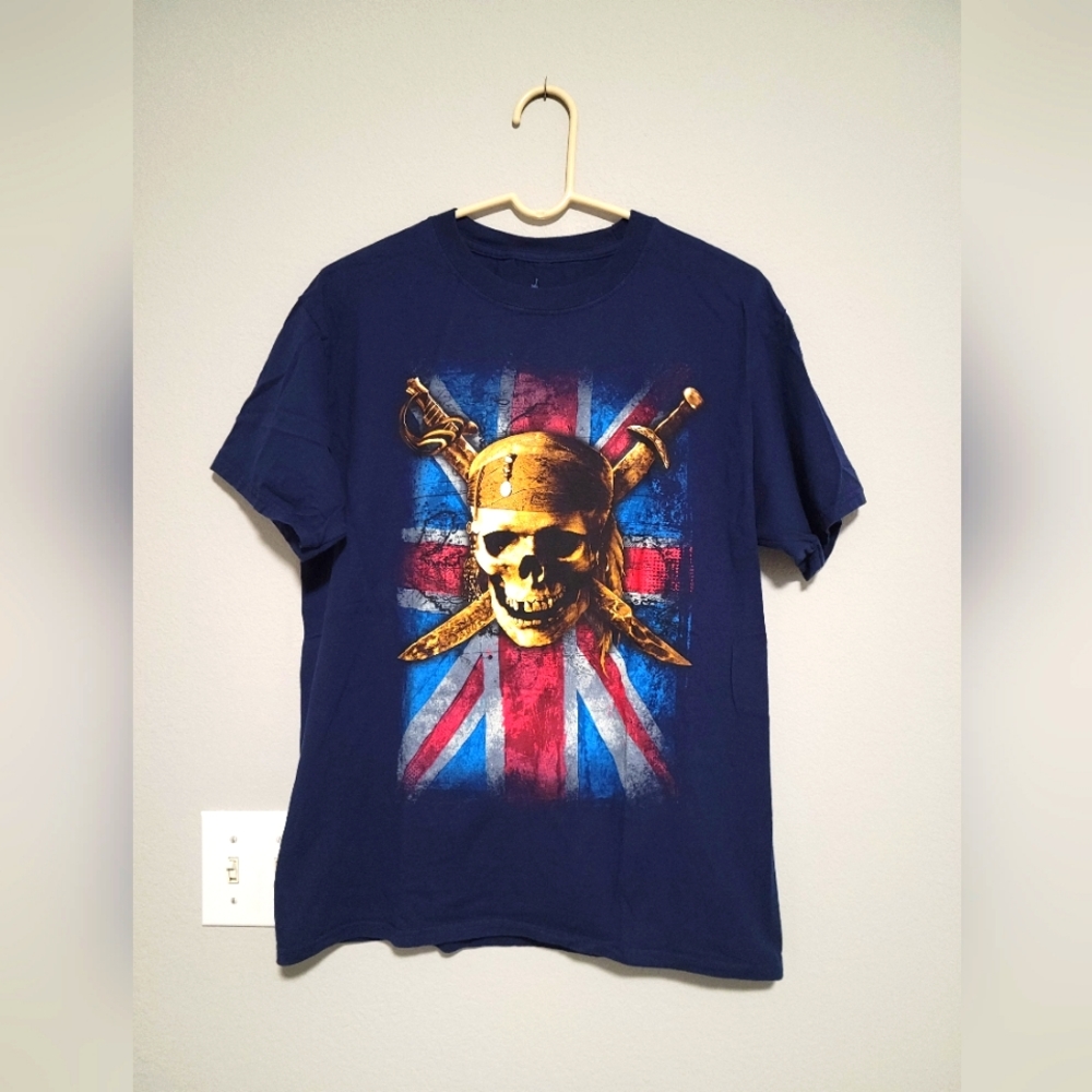 Disney Pirates of the Caribbean T-shirt